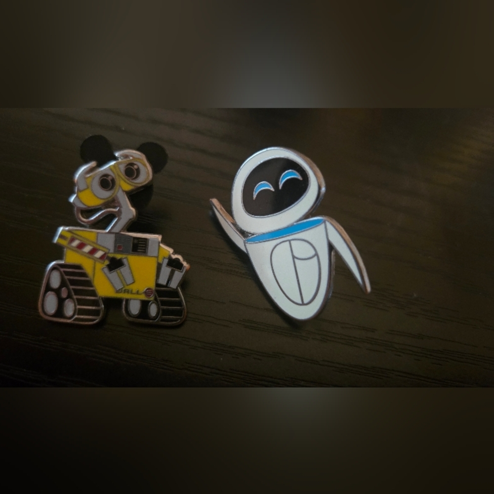 Wall E Enamel Pin Set